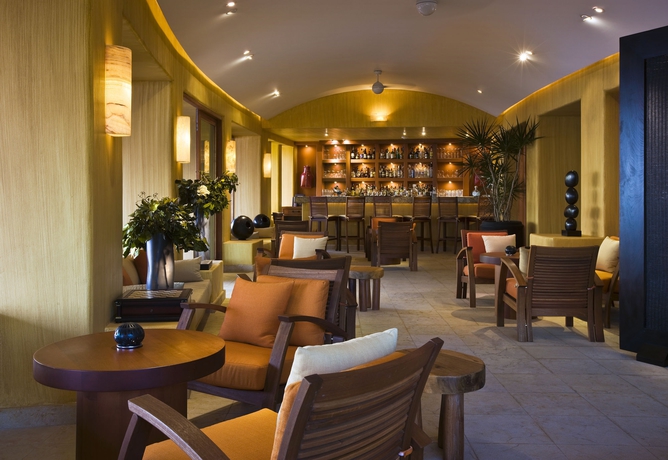 Imagen de los interiores del Hotel Cala De Mar Resort and Spa Ixtapa. Foto 10