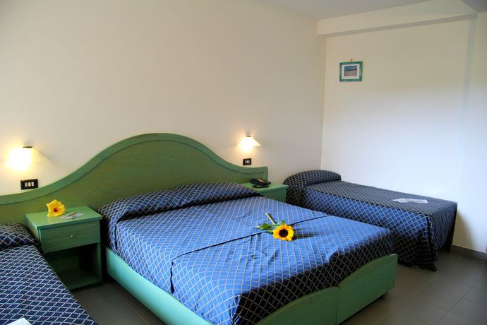 Imagen de la habitación del Hotel Cala Dei Pini. Foto 5