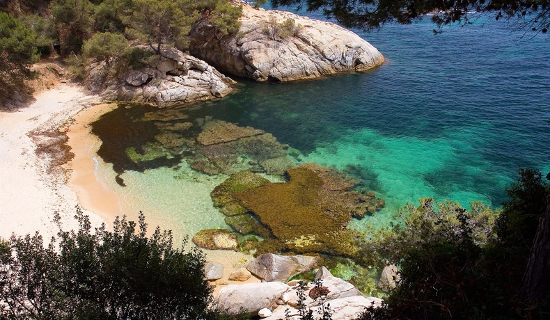 Imagen de los exteriores del Hotel Cala Del Pi - Adults Only. Foto 9