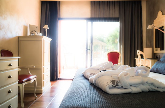 Imagen de la habitación del Hotel Cala Del Pi - Adults Only. Foto 7