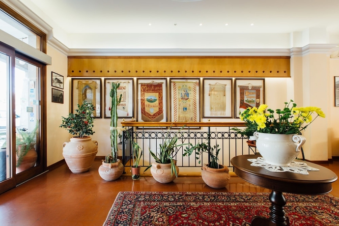 Imagen de los interiores del Hotel Cala Di Forno. Foto 18