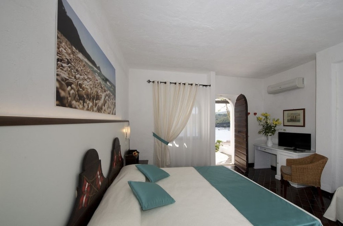 Imagen de la habitación del Hotel Cala Di Mola. Foto 5