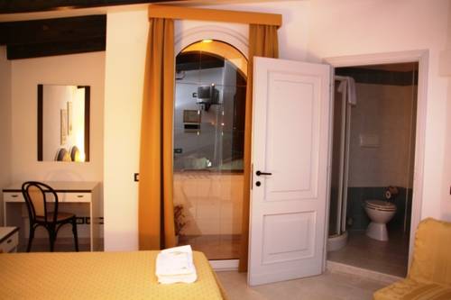 Imagen de la habitación del Hotel Cala Di Seta. Foto 9