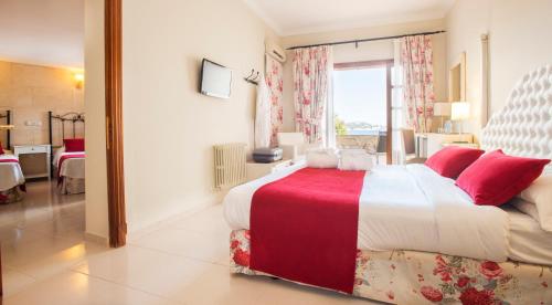 Imagen de la habitación del Hotel Cala Fornells. Foto 5