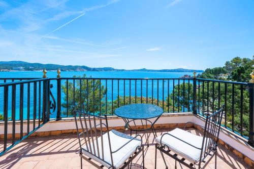 Imagen de los exteriores del Hotel Cala Fornells. Foto 9