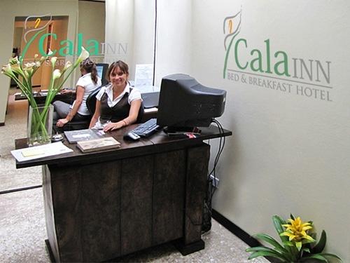 Imagen de los interiores del Hotel Cala Inn Bandb Airport. Foto 8