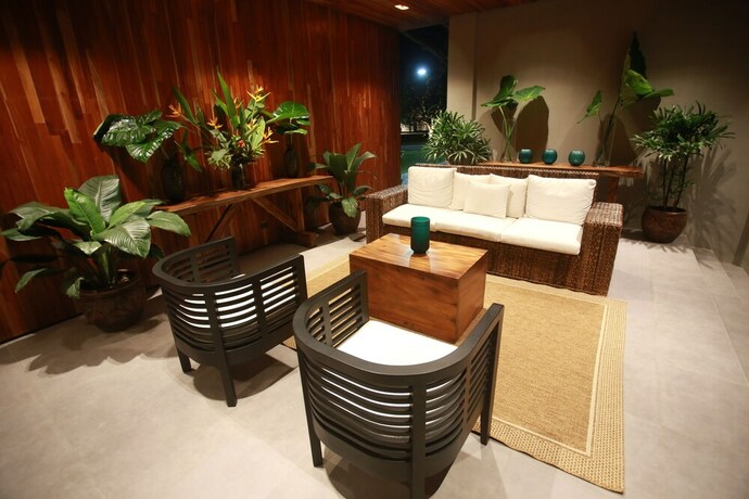 Imagen de los interiores del Hotel Cala Laiya. Foto 20