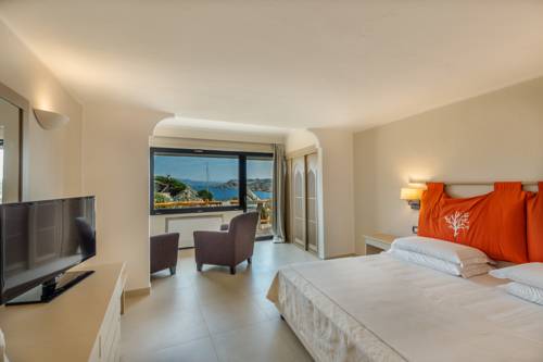 Imagen de la habitación del Hotel Cala Lunga. Foto 2