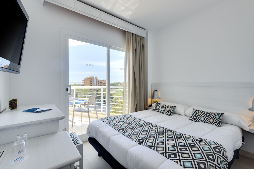 Imagen de la habitación del Hotel Cala Millor Garden, Adults Only. Foto 13