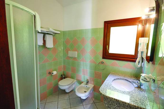 Imagen de la habitación del Hotel Cala Mirto. Foto 6