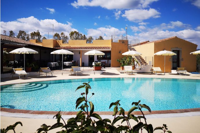 Imagen general del Hotel Cala Mirto. Foto 1