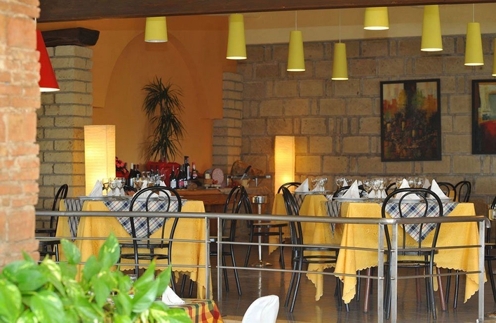 Imagen del bar/restaurante del Hotel Cala Moresca. Foto 4