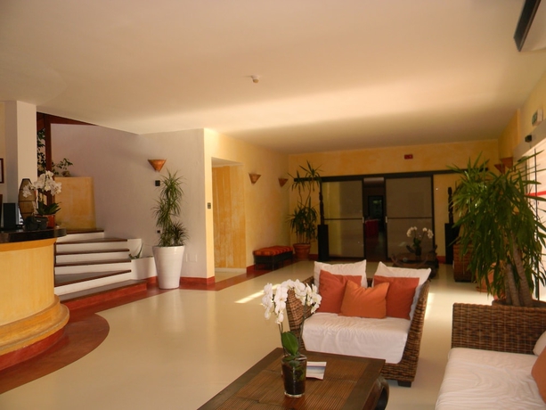 Imagen de los interiores del Hotel Cala Rosa Club. Foto 18