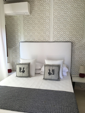 Imagen de la habitación del Hotel Cala Rosa Club. Foto 17