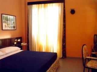 Imagen de la habitación del Hotel Cala Rossa. Foto 2