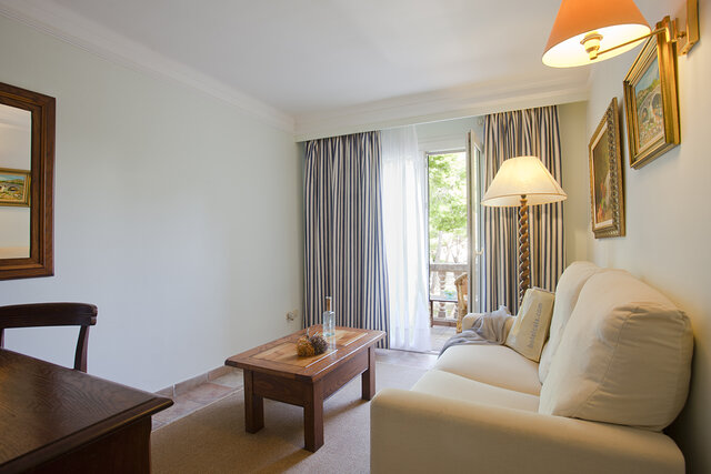 Imagen de la habitación del Hotel Cala Sant Vicen&ccedil; - Adults Only + 16. Foto 5