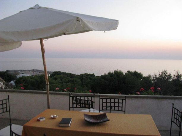 Imagen de los exteriores del Hotel Cala d'Aspide Resort. Foto 7