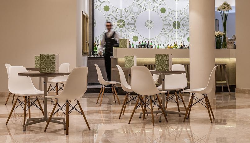 Imagen general del Hotel CalaCuncheddi. Foto 9