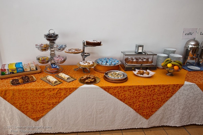 Imagen de los interiores del Hotel Calabattaglia. Foto 14