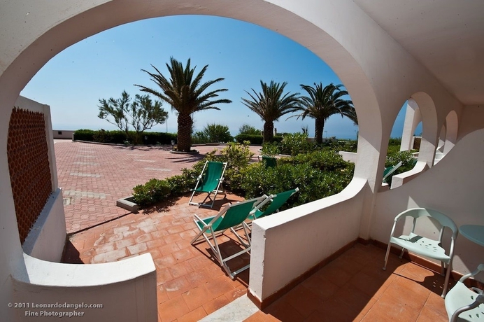 Imagen general del Hotel Calabattaglia. Foto 3