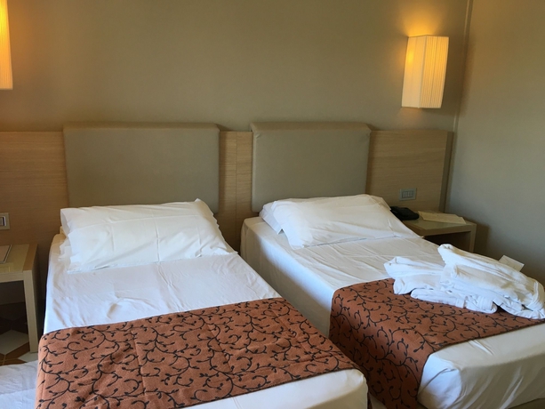 Imagen de la habitación del Hotel Calabona. Foto 9