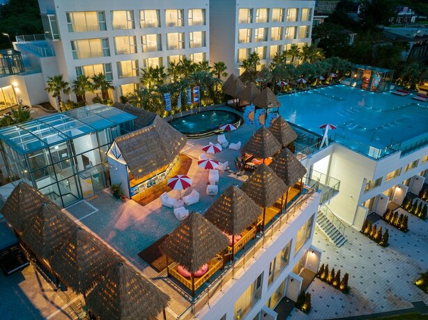 Imagen general del Hotel Calacatta And Resort. Foto 6