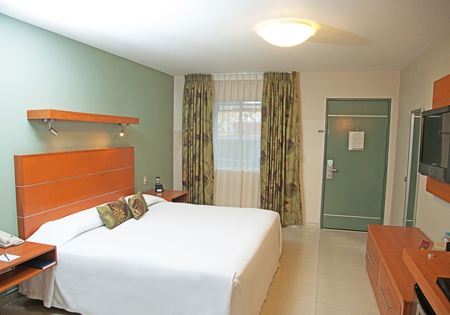 Imagen de la habitación del Hotel Calafia. Foto 5