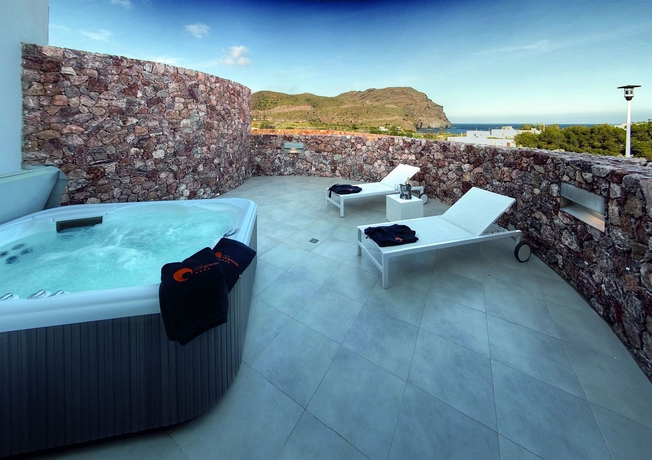 Imagen de los exteriores del Hotel Calagrande Spa. Foto 5