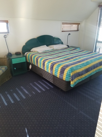 Imagen de la habitación del Hotel Calais Mount Resort. Foto 11