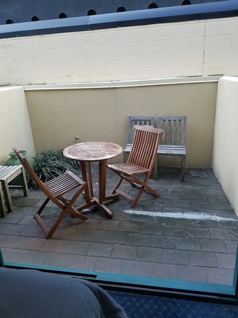 Imagen de la habitación del Hotel Calais Mount Resort. Foto 17