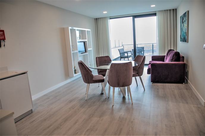 Imagen de la habitación del Hotel Calamar. Foto 3