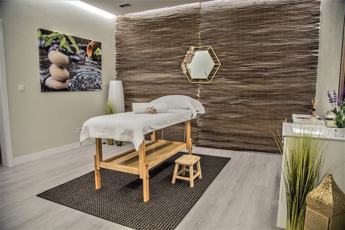 Imagen de los interiores del Hotel Calamar. Foto 19