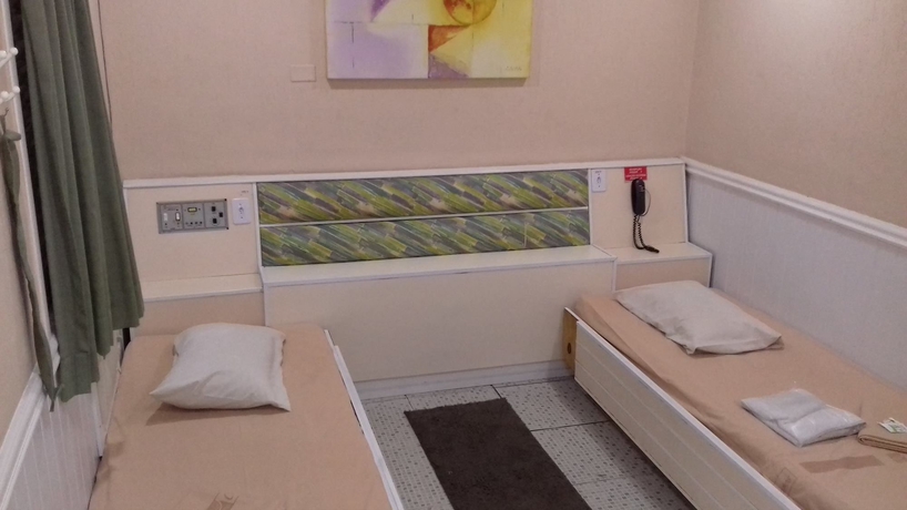 Imagen de la habitación del Hotel Calamares. Foto 2