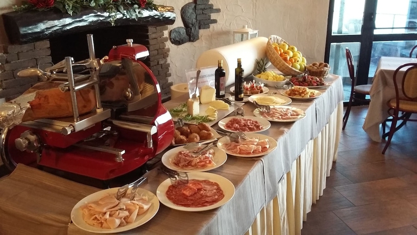 Imagen del bar/restaurante del Hotel Calanica Residence. Foto 5