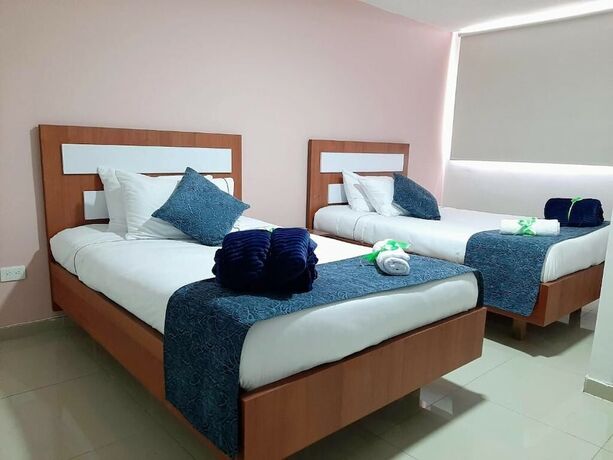 Imagen de la habitación del Hotel Calantha. Foto 7