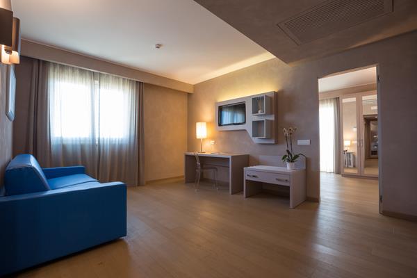 Imagen de los interiores del Hotel Calaponte Hotel. Foto 5