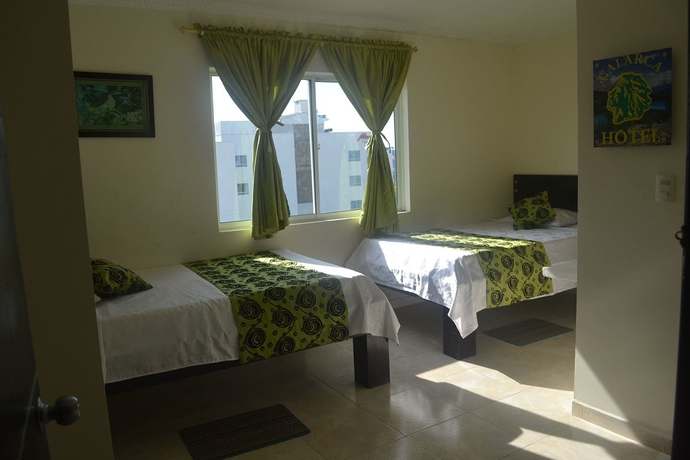 Imagen de la habitación del Hotel Calarca N1. Foto 7
