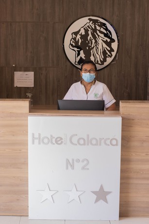 Imagen de los interiores del Hotel Calarca N2. Foto 15