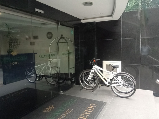 Imagen de los interiores del Hotel Calasanz Real. Foto 16