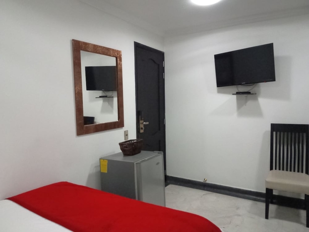 Imagen de la habitación del Hotel Calasanz Real. Foto 7