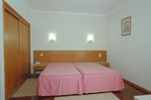 Imagen de la habitación del Hotel Caldelas. Foto 6