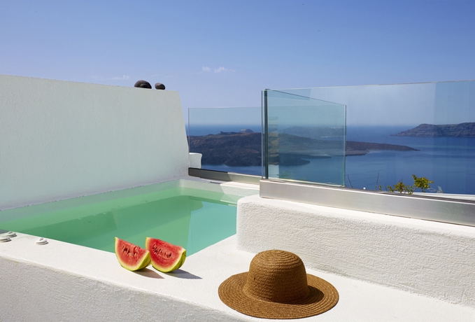 Imagen de los exteriores del Hotel Caldera Apex Suites. Foto 14