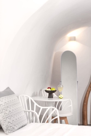 Imagen de la habitación del Hotel Caldera Premium Villas. Foto 7