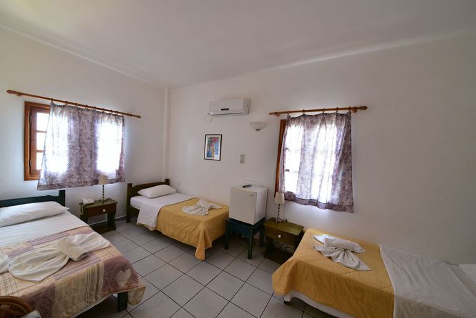 Imagen de la habitación del Hotel Caldera View Resort - Adults Only. Foto 8