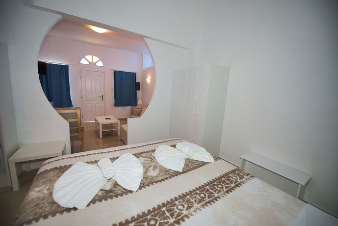 Imagen de la habitación del Hotel Caldera View Resort - Adults Only. Foto 20