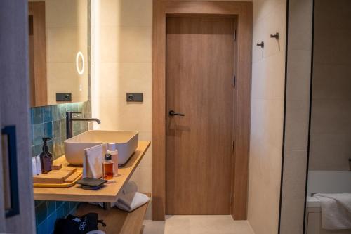 Imagen de la habitación del Hotel Calderona Wellness. Foto 8