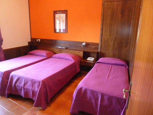 Imagen de la habitación del Hotel Caldora. Foto 6
