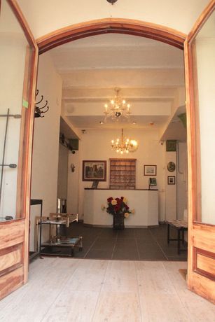 Imagen de los interiores del Hotel Caléndula. Foto 12