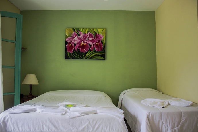 Imagen de la habitación del Hotel Caled&ocirc;nia Inn. Foto 11