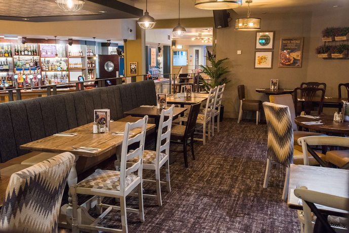 Imagen del bar/restaurante del Hotel Caledonian, Leven. Foto 10